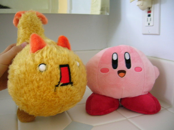 disembodied_hand doll duo_focus group male plushie real unknown_artist 2channel kirby_(series) nintendo giko kirby alien arthropod crustacean marine shrimp waddling_head 4:3 grandfathered_content