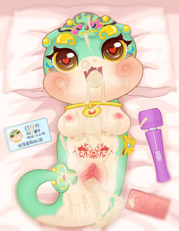 after_oral after_sex after_vaginal areola bed blush bodily_fluids breasts breath brown_eyes busty_feral clitoris condom cum cum_covered cum_from_mouth cum_from_nose cum_from_vagina cum_in_mouth cum_in_nose cum_in_vagina cum_inside cum_on_belly cum_on_body cum_on_breasts cum_on_face cum_on_tail erect_clitoris eyelashes fangs female female_feral feral front_view furniture genital_fluids genitals gold_(metal) gold_jewelry gold_necklace green_body green_scales green_tail grey_text happy high-angle_view humanoid_genitalia humanoid_genitalia_on_feral humanoid_vulva humanoid_vulva_on_feral id_card jewelry lying makeup mascot medium_breasts messy multicolored_body multicolored_scales necklace nipples on_back on_bed open_mouth open_smile pillow pink_areola pink_clitoris pink_nipples pink_tongue pink_vulva presenting presenting_vulva purple_vibrator scales sex_toy sexual_barrier_device smile soft_focus solo spread_vulva spreading tail tan_body tan_cum tan_scales tan_tail teeth text tongue two_tone_body two_tone_scales two_tone_tail unused_condom urethra uvula vibrator vulva wand_vibrator white_bedding white_pillow womb_tattoo wrapped_condom yellow_sclera neotrinya chinese_zodiac year_of_the_snake si_shengsheng reptile scalie snake 2025 chinese_text hi_res signature