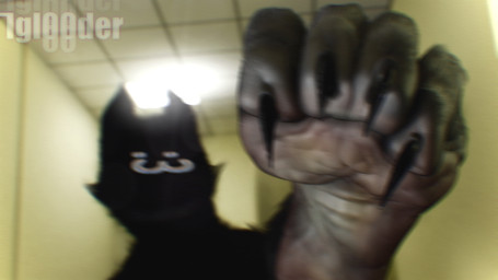 :3 ambiguous_gender anthro claws feet foot_focus found_footage motion_blur soles solo toe_claws wrinkled_feet wrinkles iglooder the_backrooms backrooms_creature mammal hi_res
