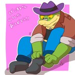 anthro biped bottomwear clothing hat headgear headwear kemono male pants shirt simple_background sitting slightly_chubby smile solo text topwear shachi_ojisan brok_the_investigator cowcat_games brok_(brok_the_investigator) alligator alligatorid crocodilian reptile scalie 1:1 2024 hi_res japanese_text