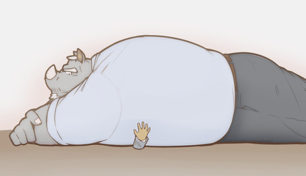 anthro biped bottomwear brown_body brown_fur butt clothing crush duo facial_hair fur grey_body horn humanoid_hands kemono larger_anthro larger_male lying male mature_anthro mature_male overweight overweight_anthro overweight_male pants shirt size_difference solo_focus topwear kuki1210 mammal rhinoceros 2018 animated animated_gif short_playtime