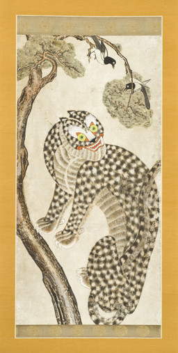 ambiguous_feral ambiguous_gender beak biped bipedal_feral claws fangs feathered_wings feathers feet feral finger_claws fur group long_tail markings paws plant quadruped simple_background size_difference solo_focus spots spotted_body spotted_fur tail tail_feathers talons teeth toe_claws toes tree trio whiskers wings unknown_artist public_domain avian bird corvid felid magpie_(corvid) mammal oscine pantherine passerine tiger 19th_century absurd_res ancient_art hi_res painting_(artwork) traditional_media_(artwork) traditional_painting_(artwork)