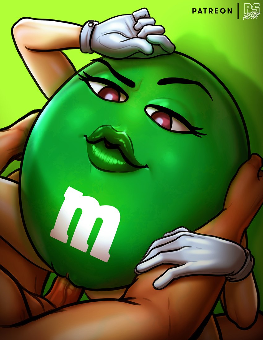 Miss Green M & M seen Nude, 